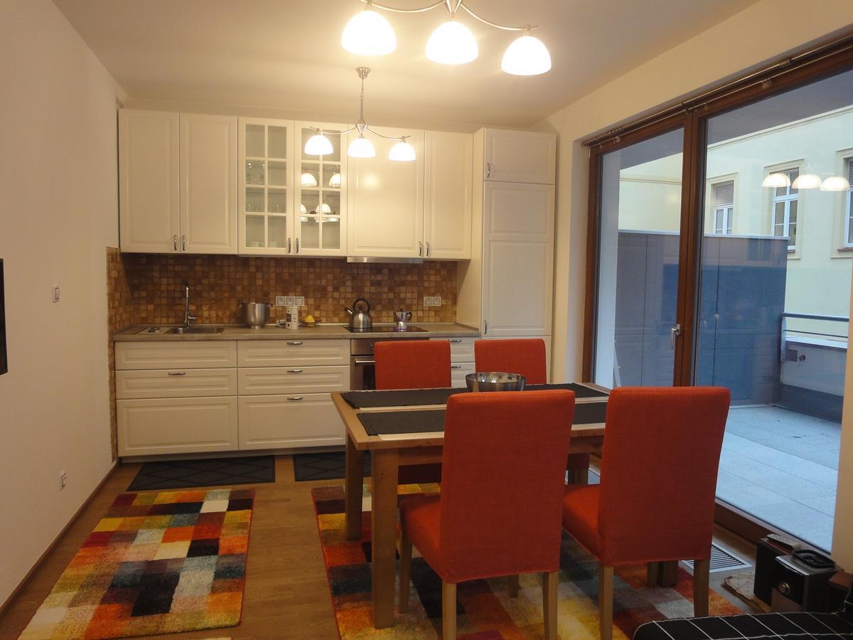 Apartman Mozartova Praga Exterior foto